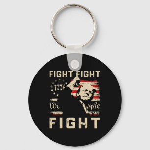 Llavero La lucha de Trump contra 1776 We The People Flag T