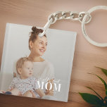 Llavero La mejor madre del mundo desde la moderna foto de<br><div class="desc">Este diseño sencillo y moderno se compone de una tipografía sans serif y juguetona cursiva y agrega una foto personalizado.</div>
