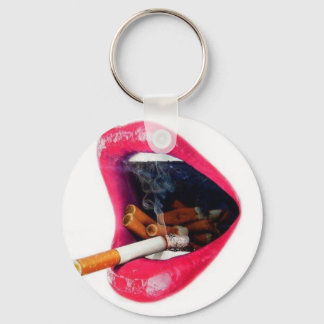 Llavero Labios rosas con un cigarrillo