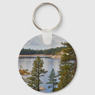 Llavero Lago California Pinecrest en agosto