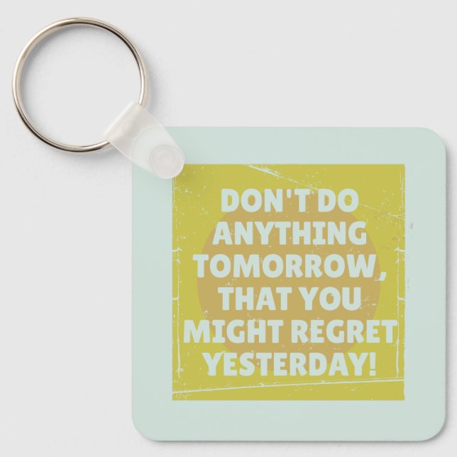 Llavero Lamentar el pasado y el presente tenso (Anverso)