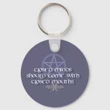 Las mentes cerradas deben venir con la boca cerrad