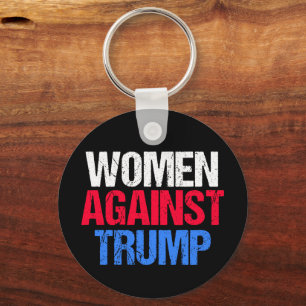Llavero Las mujeres contra las elecciones de Trump en negr