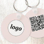 Llavero Logotipo simple Código QR Rubor empresarial Rosa<br><div class="desc">Añada su propio logotipo y código QR a este sorprendente diseño profesional minimalista. Ideal para la marca de empleados,  o como producto promocional para sus empleados,  clientes y clientes.</div>
