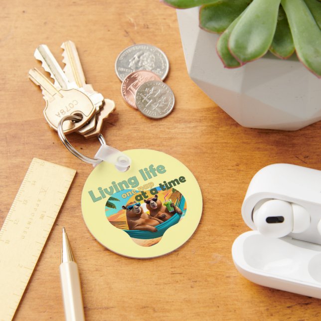 Llavero los amantes del capibara son divertidos, el bonito (Escritorio )