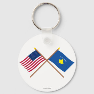 Llavero Los E.E.U.U. y banderas cruzadas Kosovo