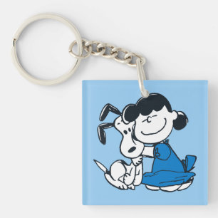 Llavero Lucy Hugging Snoopy