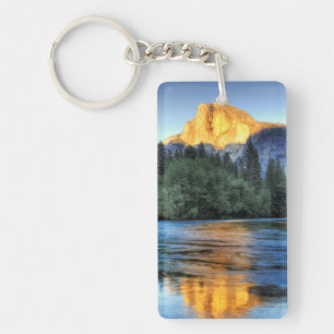 Llavero Luz dorada en media doma