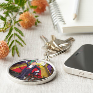 Llavero Magia interpretando truco de magia en el escenario