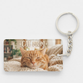 Llavero Mamá gata. Gato atigrado lindo. 