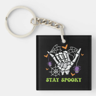 Llavero Mano de esqueleto de Stay Spooky Halloween