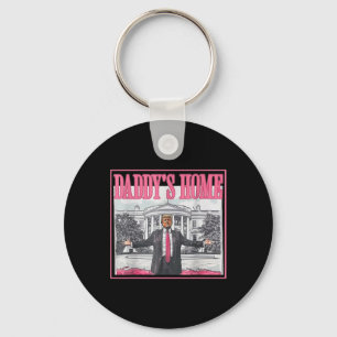 Llavero Manos anchas frente a la casa de papá blanco