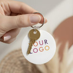 Llavero Marca de logotipo comercial<br><div class="desc">Lleva tu marca por todas partes con una cadena de claves personalizada que incluye tu logo o imagen! Perfecto para la marca de negocios o el estilo personal, esta cadena de claves personalizado es un accesorio práctico y llamativo que mantiene su marca en el centro. Ideal para regalos, regalos de...</div>