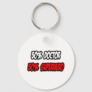 Llavero Medio Médica... mitad superhéroe