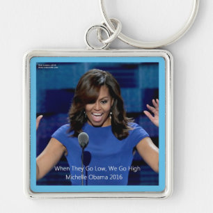 Llavero Michelle Obama "Nosotros Vamos Alto" de Colección