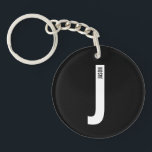 Llavero Moderno Monograma Personalizado en Negrita y Nombr<br><div class="desc">Diseño de Monograma Moderno con letra de monograma personalizada "J" y nombre en estilo de fuente sans serif moderna en negrita.

Regalo perfecto para él,  regalo del día del padre,  regalo para padrinos y más.</div>