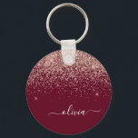 Llavero Monograma de Purpurina rosa Rubor Rosa de Borgoña<br><div class="desc">Borgoña y oro Rosa - Rubor Pink Sparkle Purpurina Script Monograma Keychain (Cadena de claves). Esto hace que el dulce perfecto cumpleaños 16,  boda,  ducha de novia,  aniversario,  ducha de bebé o fiesta de soltera sea regalo para alguien que ama el lujo glam y los estilos de moda.</div>