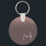 Llavero Monograma de Terracotta Rosa Oro Rubor Purpurina r<br><div class="desc">Terracota y Rosa Gold - Teclas de nombres de monograma (cadena de claves) de Purpurina de chispa rosada Rubor. Esto hace que el dulce perfecto cumpleaños 16, boda, ducha de novia, aniversario, ducha de bebé o fiesta de soltera sea regalo para alguien que ama el lujo glam y los estilos...</div>