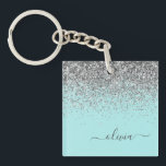Llavero Monograma del Purpurina plateado Verde azulado azu<br><div class="desc">Aqua Blue - Relieve metalizado de imitación Verde azulado y plateado Purpurina de esparkle Script Monograma Keychain. Esto hace que el dulce perfecto cumpleaños 16, boda, ducha de novia, aniversario, ducha de bebé o fiesta de soltera sea regalo para alguien que ama el lujo glam y los estilos de moda....</div>
