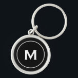 Llavero Monograma negro clásico<br><div class="desc">Personalizado Clásico Negro Monograma Keychain Monograma Inicial Blanco Negro. Perfecto como regalo de vacaciones,  favores de reunión familiar,  gracias a los padrinos y regalo para cualquier ocasión especial.</div>