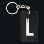 Llavero Monograma y nombre modernos personalizados en negr<br><div class="desc">Diseño de monograma moderno con letra de monograma personalizada "L" y nombre en estilo de letra sans serif negrita moderna.

Regalo perfecto para él,  regalo del día del padre,  regalo para los padrinos y más.</div>