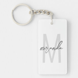 Llavero Monograma y nombre personalizados con letra modern