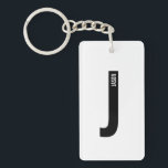Llavero Monograma y nombre personalizados modernos en negr<br><div class="desc">Diseño de monograma moderno con letra de monograma personalizada "J" y nombre en estilo de fuente sans serif negrita moderna.

Regalo perfecto para él,  regalo del día del padre,  regalo para el padrino y más.</div>