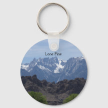 Montañas de nieve de Lone Pine