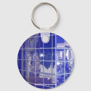 Llavero Muelles calientes, Tile azul de CA Tile Reflection