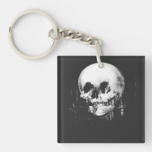 Llavero Mujer con reflejo de calavera de Halloween en el e