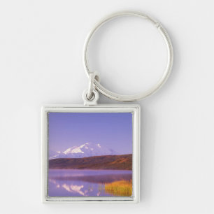 Llavero NA, EE. UU., Alaska, Parque Nacional Denali, Lago 