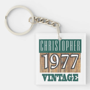 Llavero Nacido en 1977. Anillo de claves de época 1977