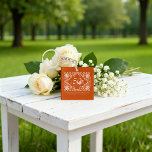 Llavero Naranja Romántico Quemador de 50 años<br><div class="desc">La cadena acrílica presenta un hermoso diseño acuarela de marco floral blanco sobre un fondo naranja cálido y terrenal. Personalizar fácil de la redacción y los números de aniversario (10, 20, 30, 40, 50, 60, 70, 80 ó 90). Es un favor perfecto para bodas o aniversarios, o un regalo meditado...</div>