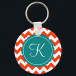 Llavero Naranja y Personalizado Zig Zag Verde azulado Inic<br><div class="desc">Patrón de chevron naranja moderno con un pop de verde azulado retro. Personalizar con inicial.</div>