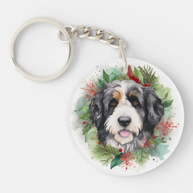 Llavero Navidades de Bernedoodle Wreath Pup festivo (Frente)