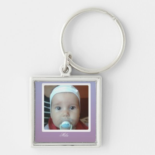 Llavero niña bebé con ojos grandes (Frente)