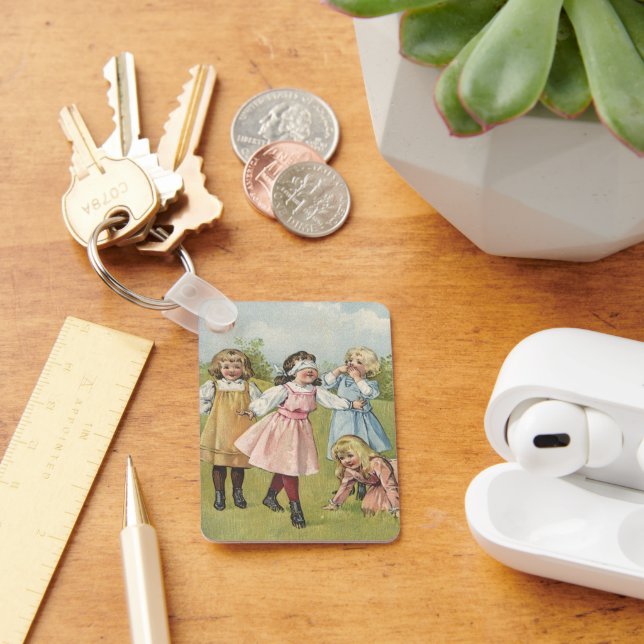 Llavero Niños Victorianos Antiguos Juegan La Gallinita Cie (Escritorio )