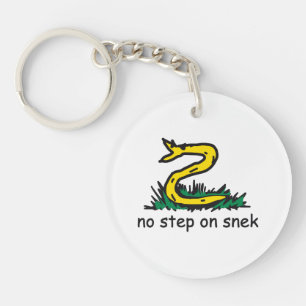 Llavero No hay paso en los memes de escabullidos de Gadsde