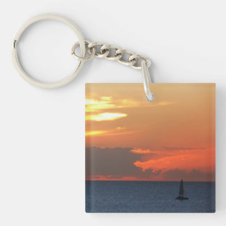 Llavero Nubes de atardecer y navegación marítima