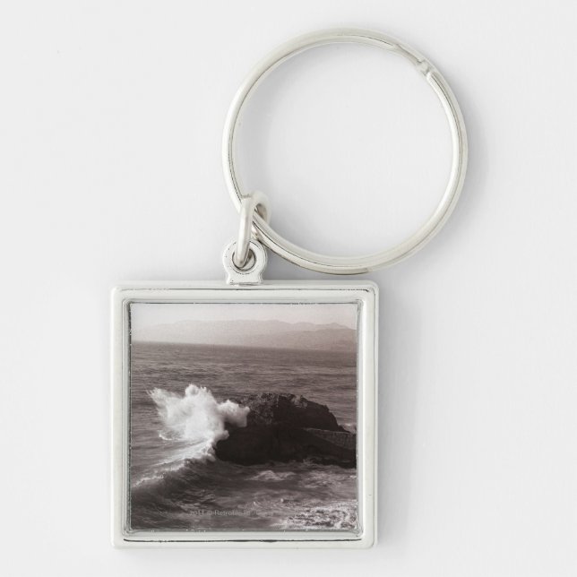 Llavero Ondas del mar que se estrellan contra roca (Frente)