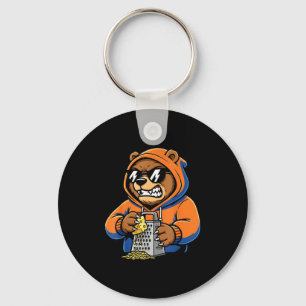 Llavero Oso Divertido Grateando Camiseta De Queso Gráfica 