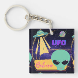 Llavero ovni, cree en extraterrestres