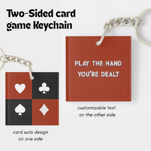 Llavero Palos de juegos de cartas y Juega la mano que te h