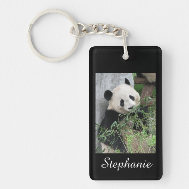 Llavero Panda personalizado sobre fondo negro rectangular (Frente)