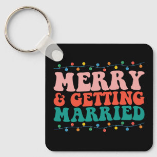 Llavero Pareja Alegre Y Casada Navidad Groovy