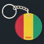 Llavero Patriótico con bandera de Guinea<br><div class="desc">La bandera de Guinea encantó a la cadena Patriótica con la bandera de Guinea impresa en toda la cadena de claves. Nombre del país en sutilmente integrado en el diseño de la parte inferior. El texto es totalmente personalizable usando la función "Personalizar". Esta hermosa cadena Guinea es un regalo elegante...</div>
