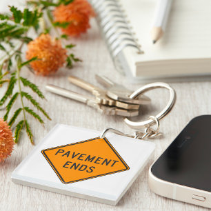 Llavero Pavement termina con advertencia de tráfico de Rót