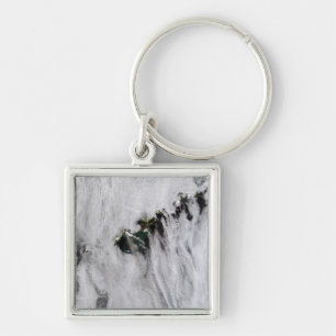 Llavero Penachos del volcán de Okmok, islas Aleutian