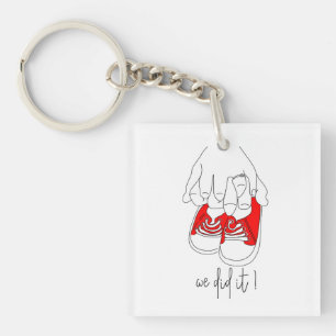 Llavero Pequeñas manos y pequeños pies listos para estalla