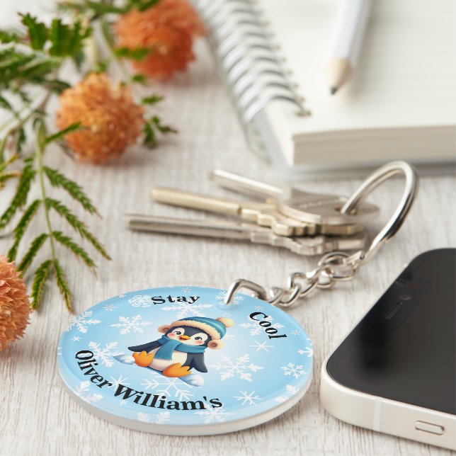 Llavero Personalizado bebé Penguin Keychain - "Quédate Gua (Frente Derecha)